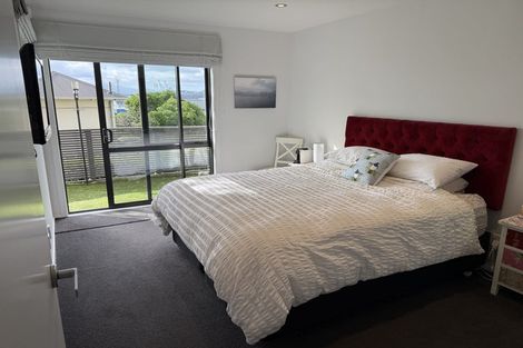 Photo of property in 8b Frandi Street, Thorndon, Wellington, 6011