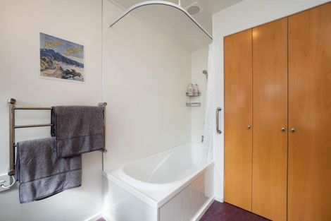 Photo of property in 2/49 Ashgrove Terrace, Somerfield, Christchurch, 8024