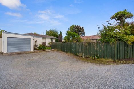 Photo of property in 16 Watson Place, Rangiora, 7400