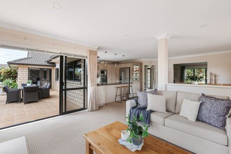 Photo of property in 1 Botany Place, Ohauiti, Tauranga, 3112