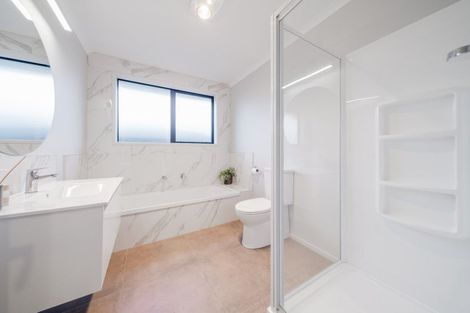 Photo of property in 3 Raynor Crescent, Pyes Pa, Tauranga, 3112