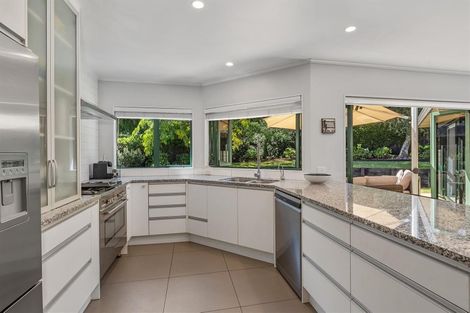 Photo of property in 33 Landing Drive, Albany, Auckland, 0632