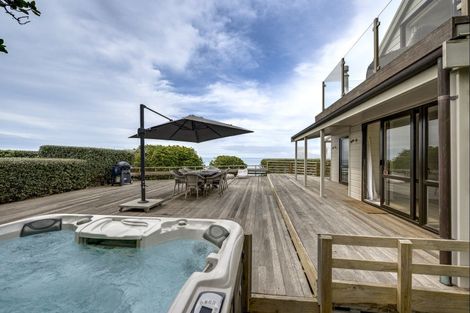 Photo of property in 224 Harper Road, Waimarama, 4294