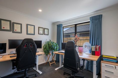 Photo of property in 79a Hinemoa Street, Levin, 5510