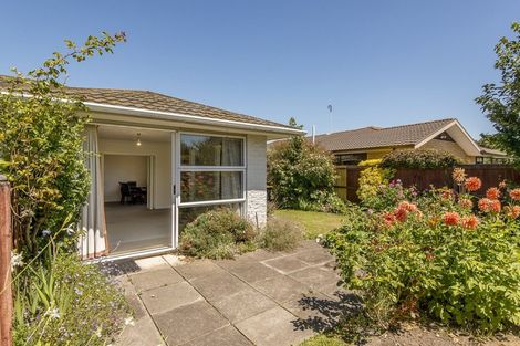 Photo of property in 2/23 Westmont Street, Ilam, Christchurch, 8041