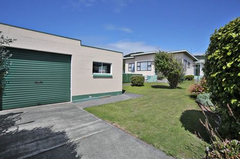 Photo of property in 20 Onslow Street, Bluff, 9814