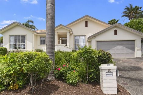 Photo of property in 10 Westminster Gardens, Unsworth Heights, Auckland, 0632
