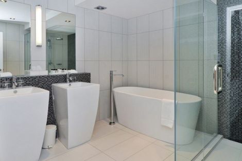 Photo of property in 167-173 Kawaha Point Road, Kawaha Point, Rotorua, 3010