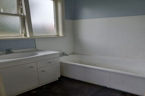 Photo of property in 19 Hereford Street, West End, Palmerston North, 4410