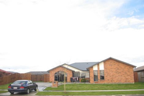 Photo of property in 27 Wentworth Drive, Rototuna North, Hamilton, 3210