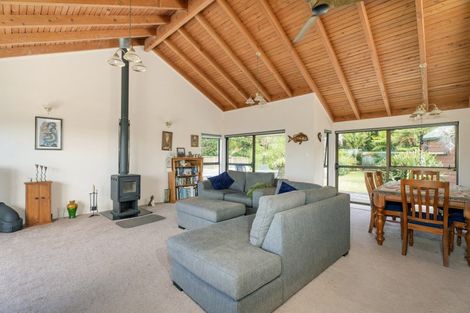 Photo of property in 28 Centennial Drive, Whitianga, 3510