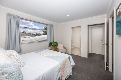 Photo of property in 2/9 Beatty Street, Melville, Hamilton, 3206