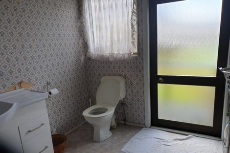 Photo of property in 15 Bridger Place, Eltham, 4322