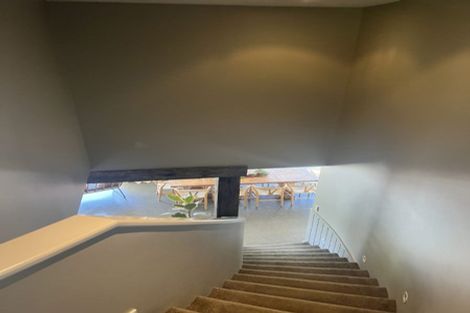 Photo of property in 48 Tawa Road, Kumeu, 0891