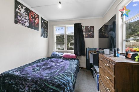 Photo of property in 71 Wilkie Crescent, Naenae, Lower Hutt, 5011