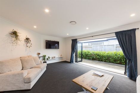 Photo of property in 26 Serenity Crescent, Kelvin Grove, Palmerston North, 4414