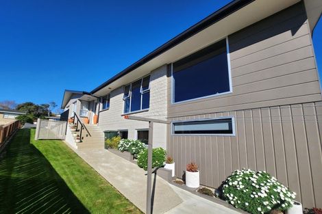 Photo of property in 8 Oakleigh Crescent, Oamaru North, Oamaru, 9400