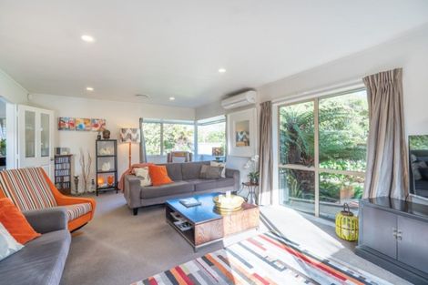 Photo of property in 1 Leigh Place, Paraparaumu Beach, Paraparaumu, 5032