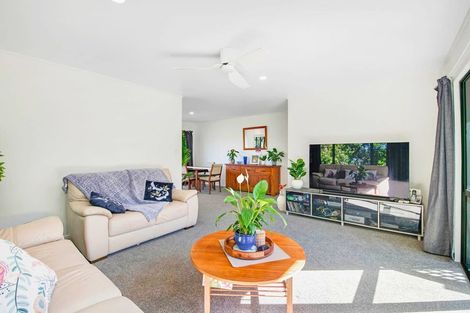 Photo of property in 28d Zealandia Road, Manly, Whangaparaoa, 0930