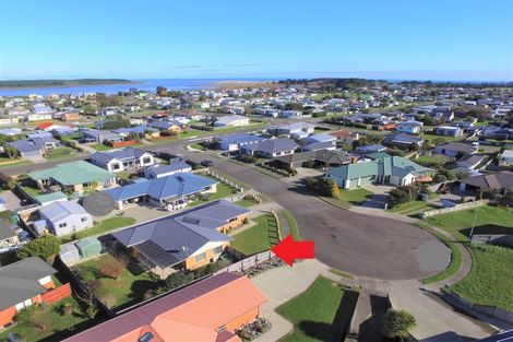 Photo of property in 6 Teppett Place, Foxton Beach, Foxton, 4815