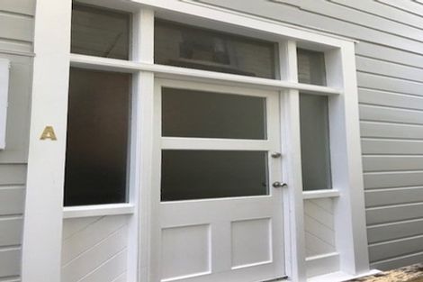 Photo of property in 114 Austin Street, Mount Victoria, Wellington, 6011