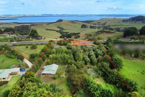 Photo of property in 204 Oyster Point Road, Kaukapakapa, Warkworth, 0984