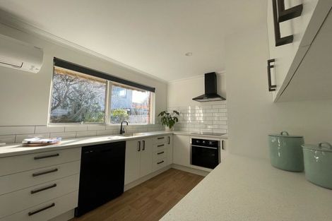 Photo of property in 1/427 Avonhead Road, Avonhead, Christchurch, 8042