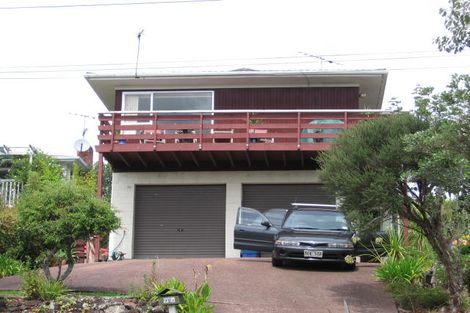 Photo of property in 2/98 Park Rise, Campbells Bay, Auckland, 0630