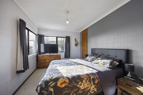 Photo of property in 112 Glover Road, Hawera, 4610