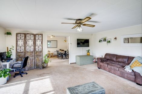 Photo of property in 3/805 Heretaunga Street East, Parkvale, Hastings, 4122