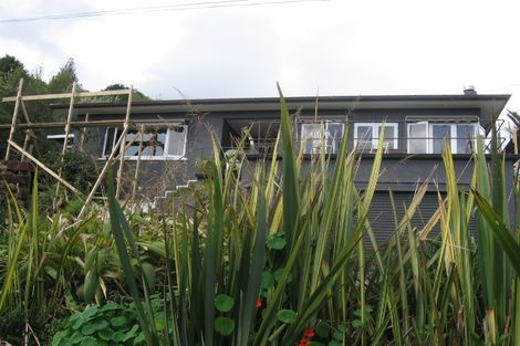 Photo of property in 30 Oxford Terrace, Coromandel, 3506