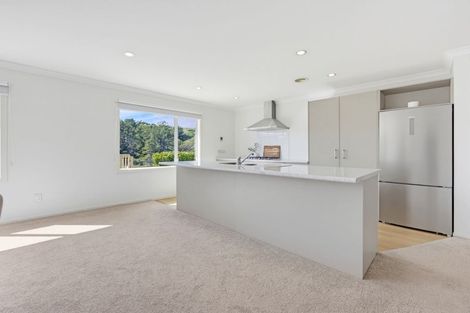 Photo of property in 47 Te Puia Drive, Aotea, Porirua, 5024