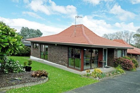 Photo of property in 1/99 Prince Regent Drive, Half Moon Bay, Auckland, 2012