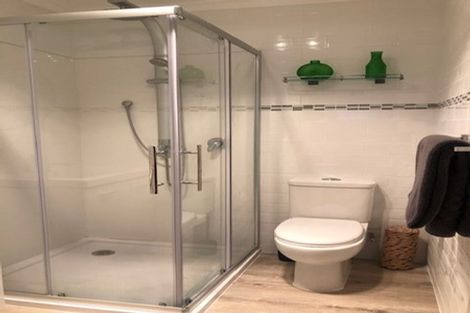 Photo of property in 6 Shearwater Street, One Tree Point, 0118