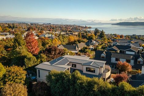 Photo of property in 2/85 Harvey Street, Waipahihi, Taupo, 3330