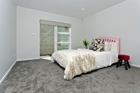 Photo of property in 29a Normanton Street, Glenfield, Auckland, 0629