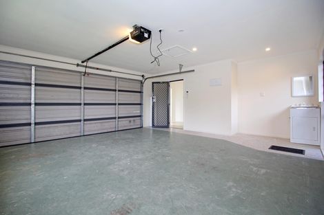 Photo of property in 124 Dominion Road, Papakura, 2110
