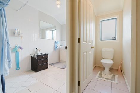 Photo of property in 25 Catalina Drive, Melville, Hamilton, 3206