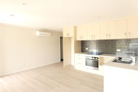 Photo of property in 2/1 Burrows Place, Frankton, Hamilton, 3204