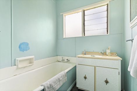 Photo of property in 24 Watt Street, Featherston, 5710