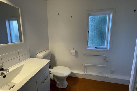 Photo of property in 24 Cassino Street, Bayswater, Auckland, 0622