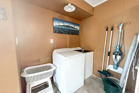 Photo of property in 24a Pitama Road, Awapuni, Palmerston North, 4412