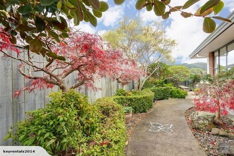 Photo of property in 2a Redwood Street, Elderslea, Upper Hutt, 5018