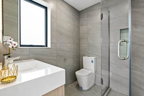 Photo of property in 49b Vera Road, Te Atatu South, Auckland, 0610