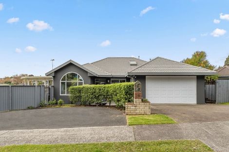 Photo of property in 1 Highgrove Place, Bethlehem, Tauranga, 3110