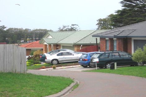 Photo of property in 28 Greenberry Drive, Ranui, Auckland, 0612