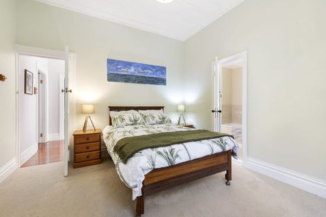 Photo of property in 9 Remu Place, Greenhithe, Auckland, 0632