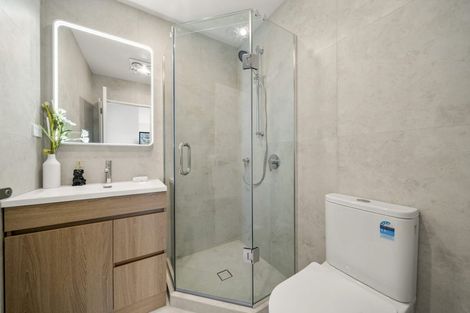 Photo of property in 13 Rengarenga Rise, Fairview Heights, Auckland, 0632