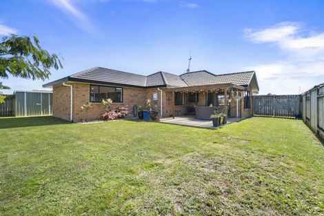 Photo of property in 36 Geneva Terrace, Kelvin Grove, Palmerston North, 4414