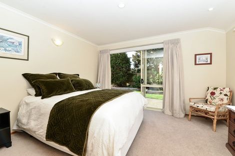 Photo of property in 12 Fencourt Place, Rototuna North, Hamilton, 3210